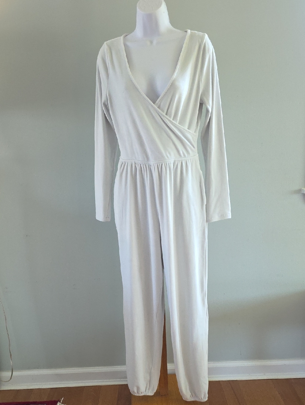 Victoria's Secret White Long Sleeve Wrap Jumpsuit - Medium